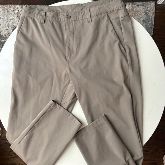 BYLT Basics Everyday Pant 2.0 Men’s Size 38x33 Tall Taupe Straight Leg - Picture 1 of 9